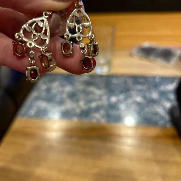 Beautiful delicate dangly chandelier earrings with semi-precious stones-fashion - Picture 6 of 6